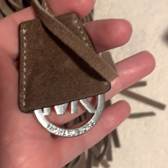 Michael Kors brown suede Crossbody fringe bag w/ dust bag - Picture 10 of 13